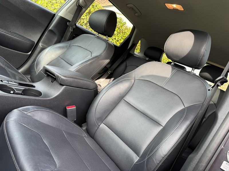 Kia h GDi 3 SUV 1.6 Automatic Petrol Hybrid