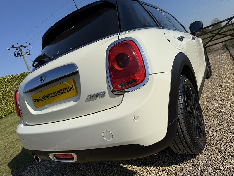 MINI 1.5 Cooper Hatchback 5dr Petrol Auto Euro 6 (s/s) (136 ps)