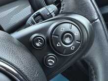 2016 (16) Mini Cooper 5 Door Auto