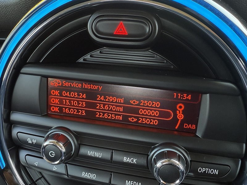 MINI 1.5 Cooper Hatchback 5dr Petrol Auto Euro 6 (s/s) (136 ps)