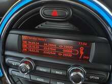 2016 (16) Mini Cooper 5 Door Auto