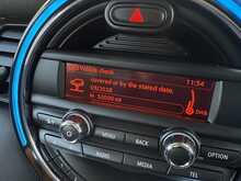 2016 (16) Mini Cooper 5 Door Auto