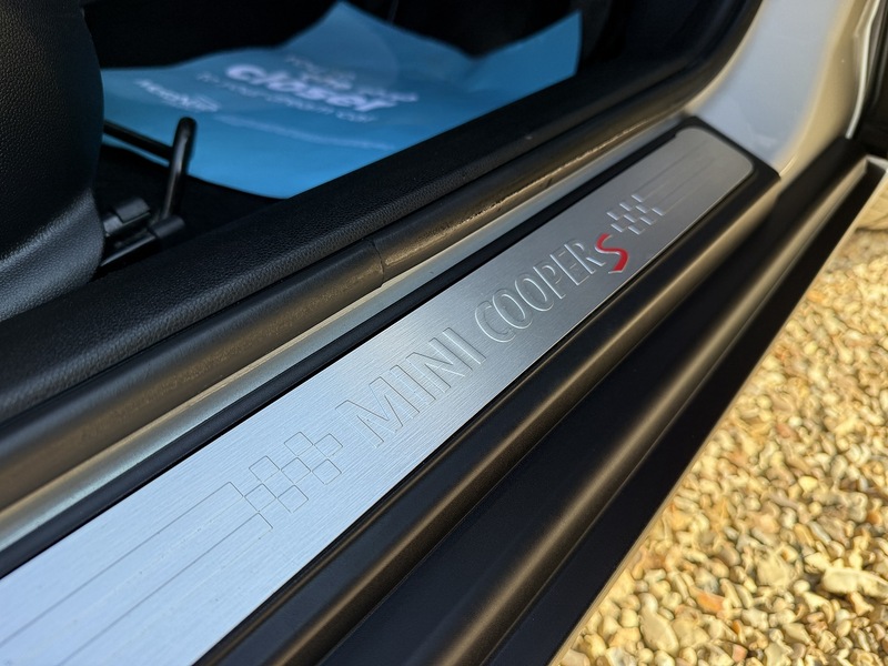 MINI 2.0 Cooper S Estate 6dr Petrol Manual Euro 6 (s/s) (192 ps)