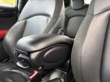 MINI Hatch Cooper - U2117