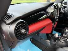 MINI Hatch Cooper - U2117