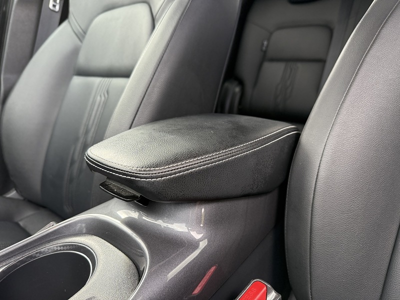 Nissan DIG-T Tekna SUV 1.0 Manual Petrol