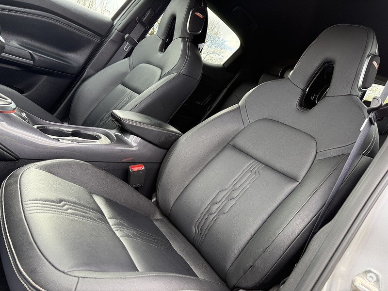 Nissan DIG-T Tekna SUV 1.0 Manual Petrol