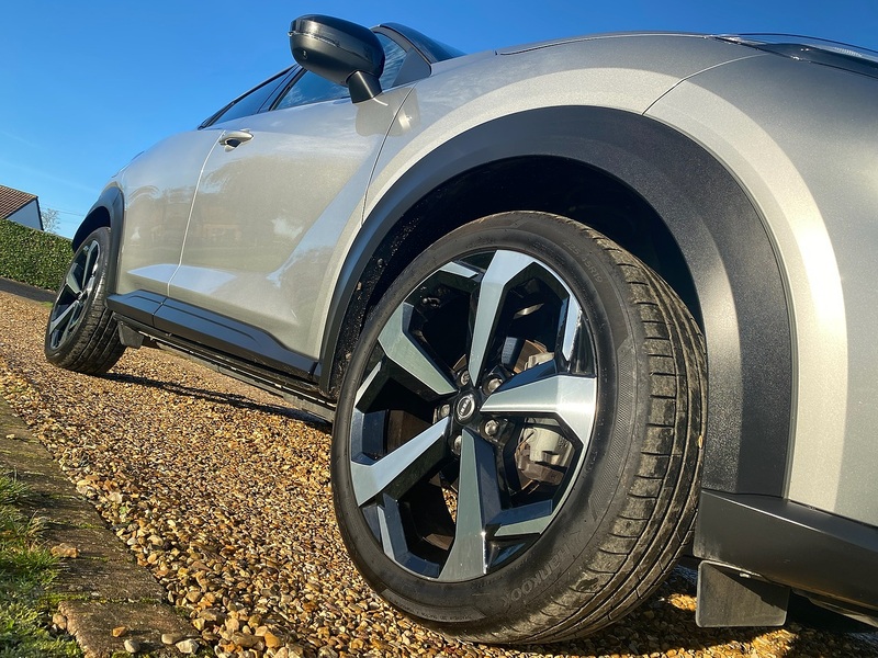 Nissan DIG-T Tekna SUV 1.0 Manual Petrol