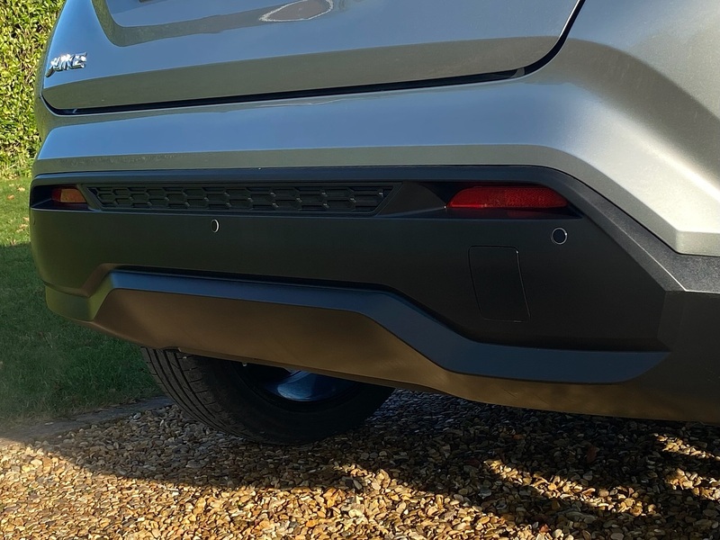 Nissan DIG-T Tekna SUV 1.0 Manual Petrol