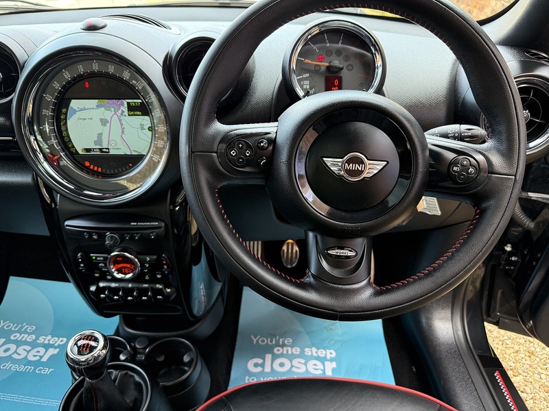 MINI 2.0 Cooper SD SUV 5dr Diesel Manual ALL4 Euro 5 (s/s) (143 ps)