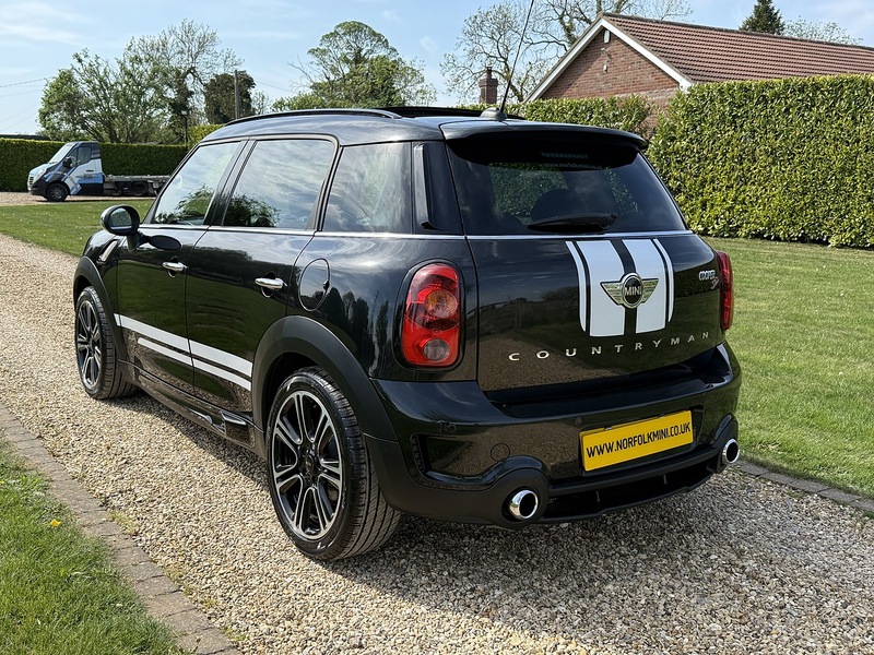 MINI 2.0 Cooper SD SUV 5dr Diesel Manual ALL4 Euro 5 (s/s) (143 ps)