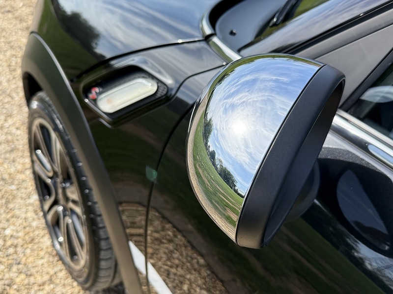 MINI 2.0 Cooper SD SUV 5dr Diesel Manual ALL4 Euro 5 (s/s) (143 ps)