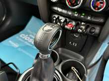 2015 (15) Mini Cooper 3 Door Auto