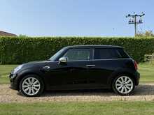 MINI Hatch Cooper - U2138