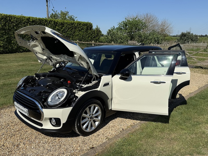 MINI 2.0 Cooper D Estate 6dr Diesel Auto Euro 6 (s/s) (150 ps)
