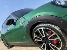 MINI Clubman John Cooper Works - U2144