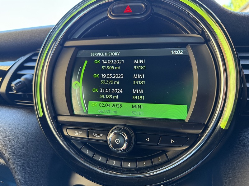 MINI 1.5 Cooper Convertible 2dr Petrol Manual Euro 6 (s/s) (136 ps)