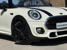 2018 (18) Mini Convertible Cooper Sport