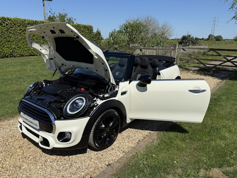 MINI 1.5 Cooper Convertible 2dr Petrol Manual Euro 6 (s/s) (136 ps)