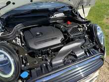 2018 (18) Mini Convertible Cooper Sport