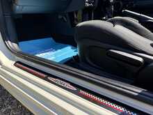 2018 (18) Mini Convertible Cooper Sport