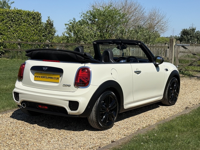 MINI 1.5 Cooper Convertible 2dr Petrol Manual Euro 6 (s/s) (136 ps)