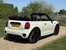 2018 (18) Mini Convertible Cooper Sport