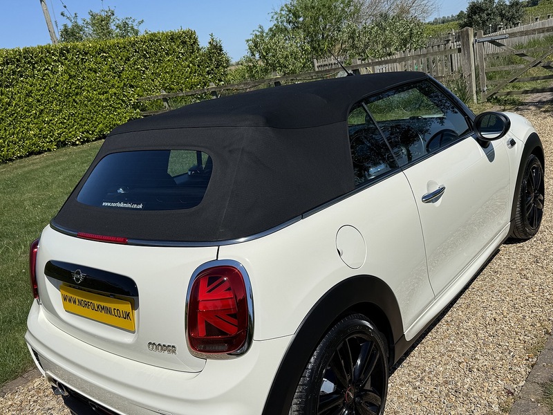 MINI 1.5 Cooper Convertible 2dr Petrol Manual Euro 6 (s/s) (136 ps)