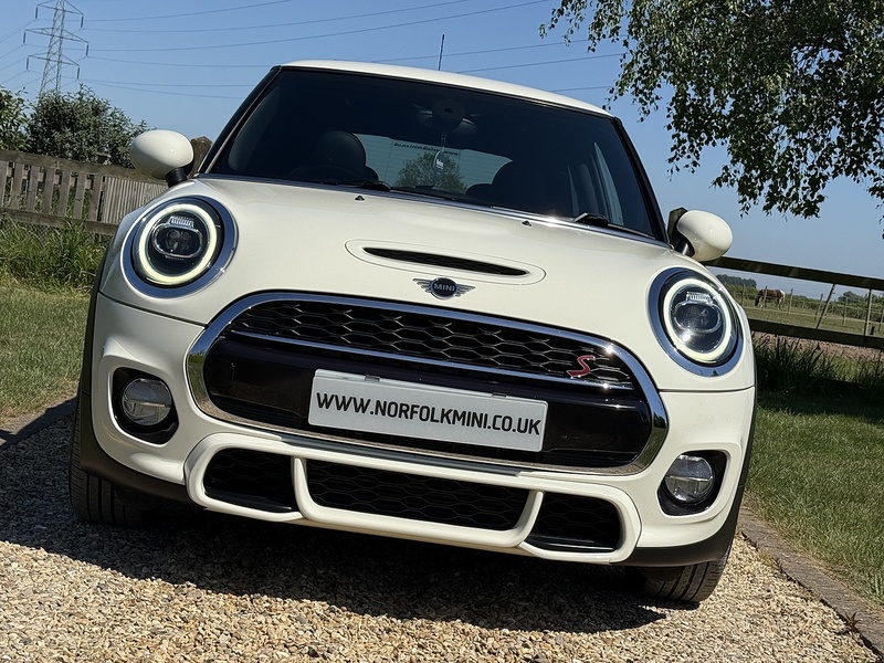 MINI 2.0 Cooper S Hatchback 3dr Petrol Steptronic Euro 6 (s/s) (192 ps)