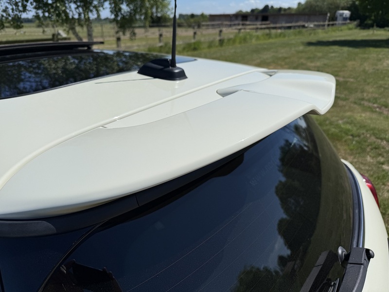 MINI 2.0 Cooper S Hatchback 3dr Petrol Steptronic Euro 6 (s/s) (192 ps)