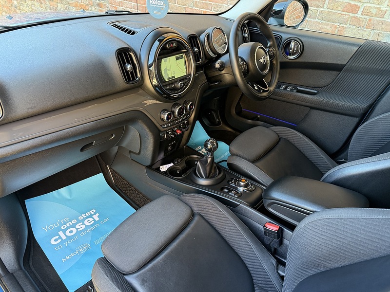 MINI 1.5 Cooper SUV 5dr Petrol Manual Euro 6 (s/s) (136 ps)