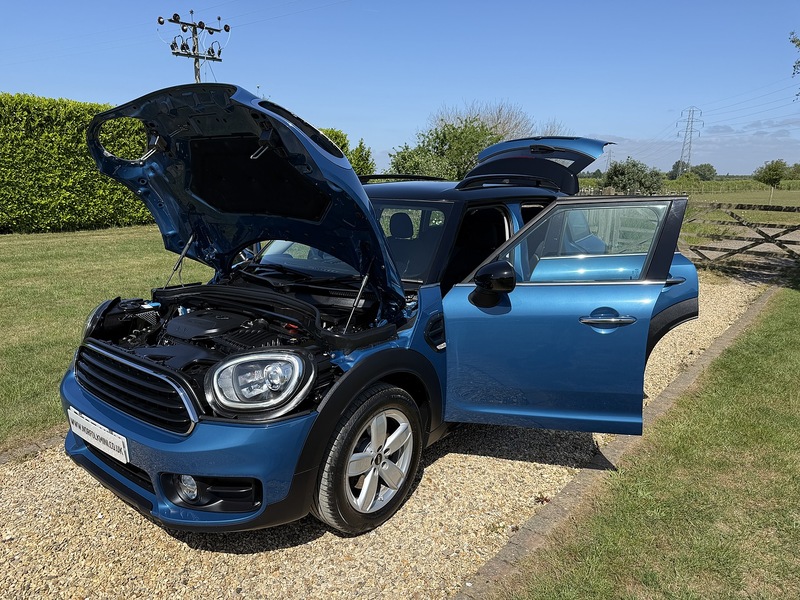 MINI 1.5 Cooper SUV 5dr Petrol Manual Euro 6 (s/s) (136 ps)