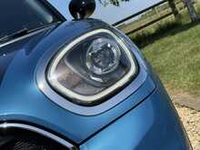 2017 (67) Mini Countryman Cooper (Chili Pack)