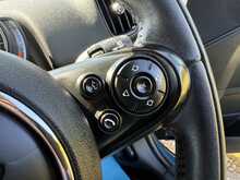 2017 (67) Mini Countryman Cooper (Chili Pack)