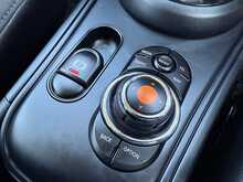 2017 (67) Mini Countryman Cooper (Chili Pack)