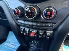 2017 (67) Mini Countryman Cooper (Chili Pack)