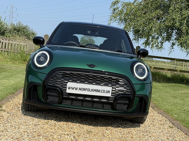 MINI 1.5 Cooper Sport Hatchback 5dr Petrol Steptronic Euro 6 (s/s) (136 ps)