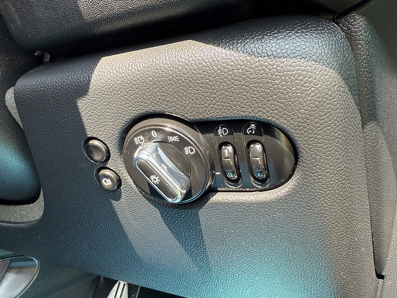 MINI 1.5 Cooper Sport Hatchback 5dr Petrol Steptronic Euro 6 (s/s) (136 ps)