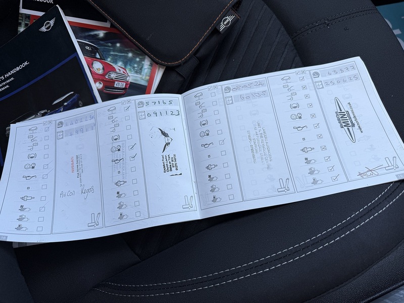 MINI 2.0 Cooper SD SUV 5dr Diesel Auto ALL4 Euro 5 (143 ps)