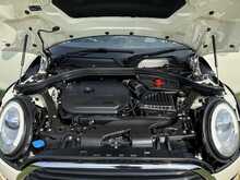 2018 (18) Mini Clubman Cooper (Chili Pack)