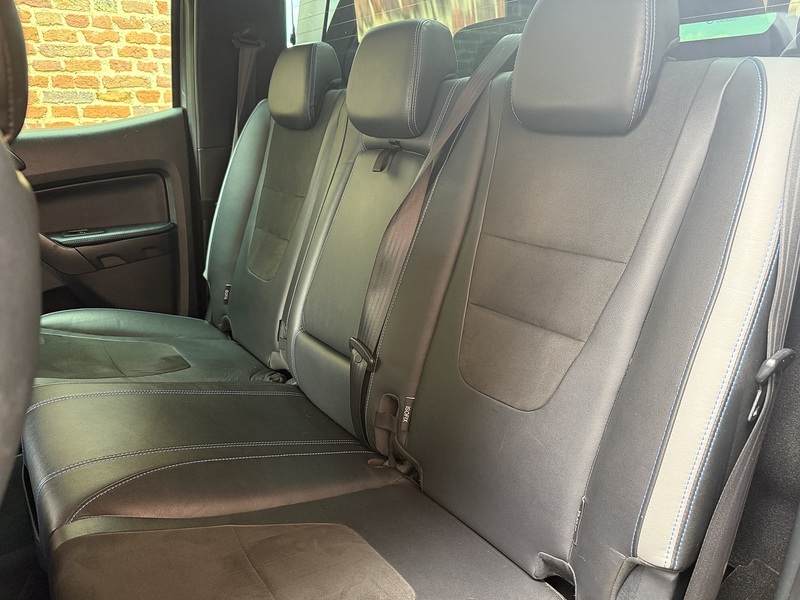 Ford 2.0 EcoBlue Raptor Pickup Double Cab 4dr Diesel Auto 4WD Euro 6 (s/s) (213 ps)