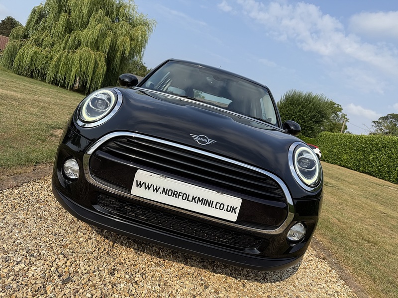 MINI 1.5 Cooper Hatchback 5dr Petrol Steptronic Euro 6 (s/s) (136 ps)