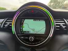 2019 (19) Mini Cooper 5 Door Auto