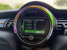 2019 (19) Mini Cooper 5 Door Auto