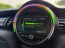 2019 (19) Mini Cooper 5 Door Auto