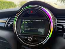 2019 (19) Mini Cooper 5 Door Auto