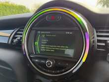 2019 (19) Mini Cooper 5 Door Auto