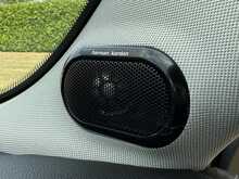 2019 (19) Mini Cooper 5 Door Auto