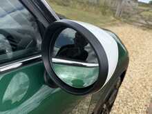MINI Clubman John Cooper Works - U2185