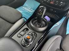 MINI Clubman John Cooper Works - U2185